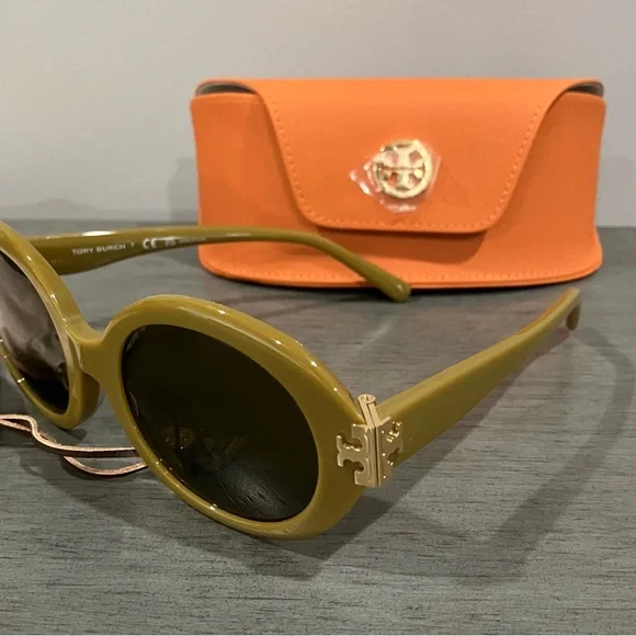 Chic Tory Burch Green Sunglasses with Orange Case - Picture 11 of 11